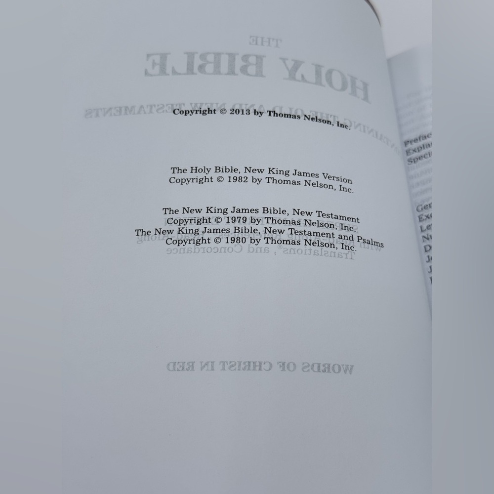 NKJV HOLY BIBLE SUPER GIANT PRINT EDITION REFERENCES RED LETTER LEATHER T NELSON - Picture 8 of 10